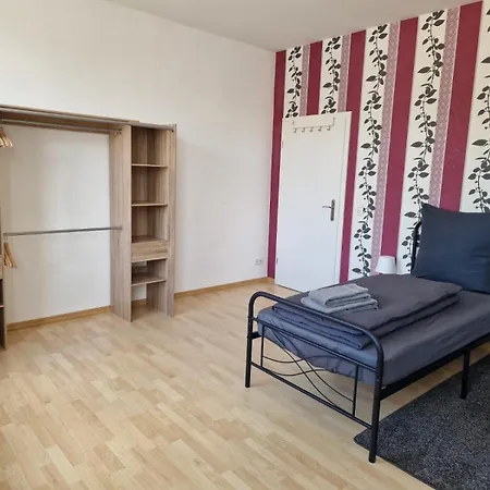 Monteurszimmer - Alte Weinkellerei Δωμάτια σε οικογενειακή κατοικία *