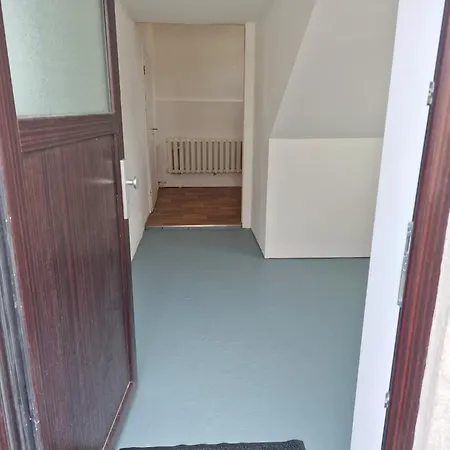 Δωμάτια σε οικογενειακή κατοικία Monteurszimmer - Alte Weinkellerei