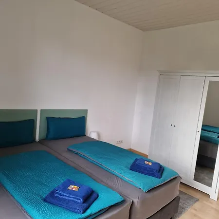 Δωμάτια σε οικογενειακή κατοικία Monteurszimmer - Alte Weinkellerei *